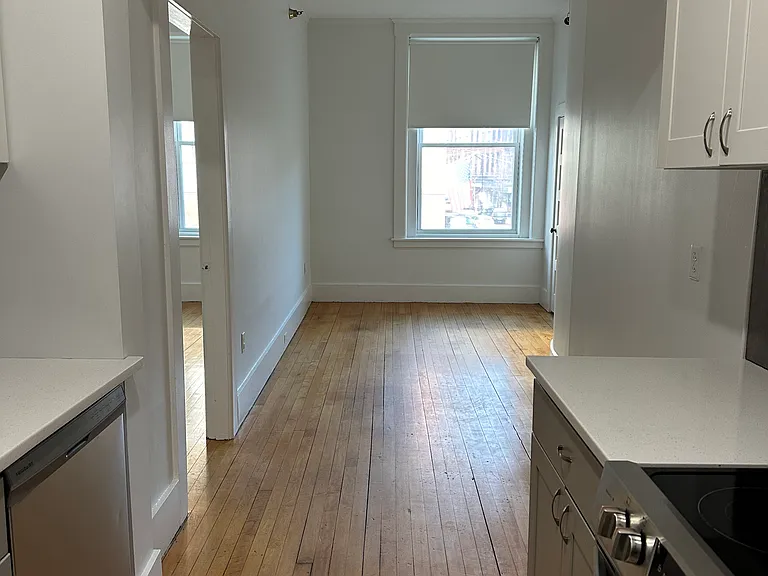 4 Elliot St #2 — Photo 5