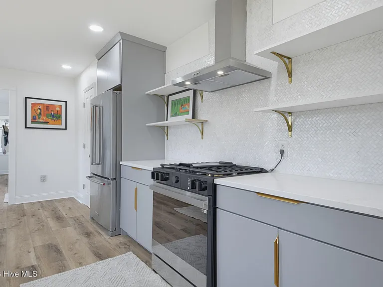 1211 Old Folkstone Rd — Photo 13