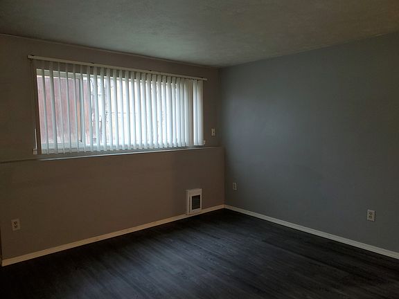 2nd image of 2927 E Olympic Ave APT 2