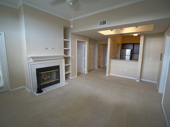 5th image of 800 S Dakota Ave APT 436