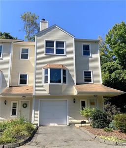 465 Wolcott St APT 1, Bristol, CT, 06010