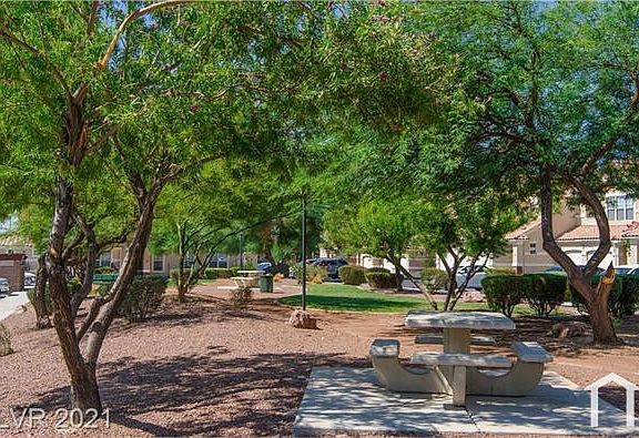 5th image of 5855 Valley Dr Unit 2046