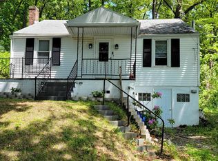 8958 Tomstown Rd, Waynesboro, PA 17268