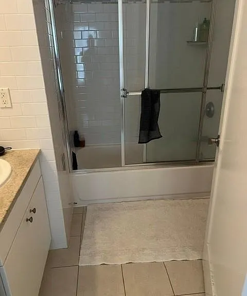 102 York Ave #8 — Photo 16