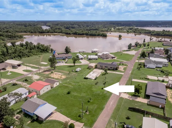 279 S Oak Lee Dr Lot 74-77, Onalaska, TX 77360