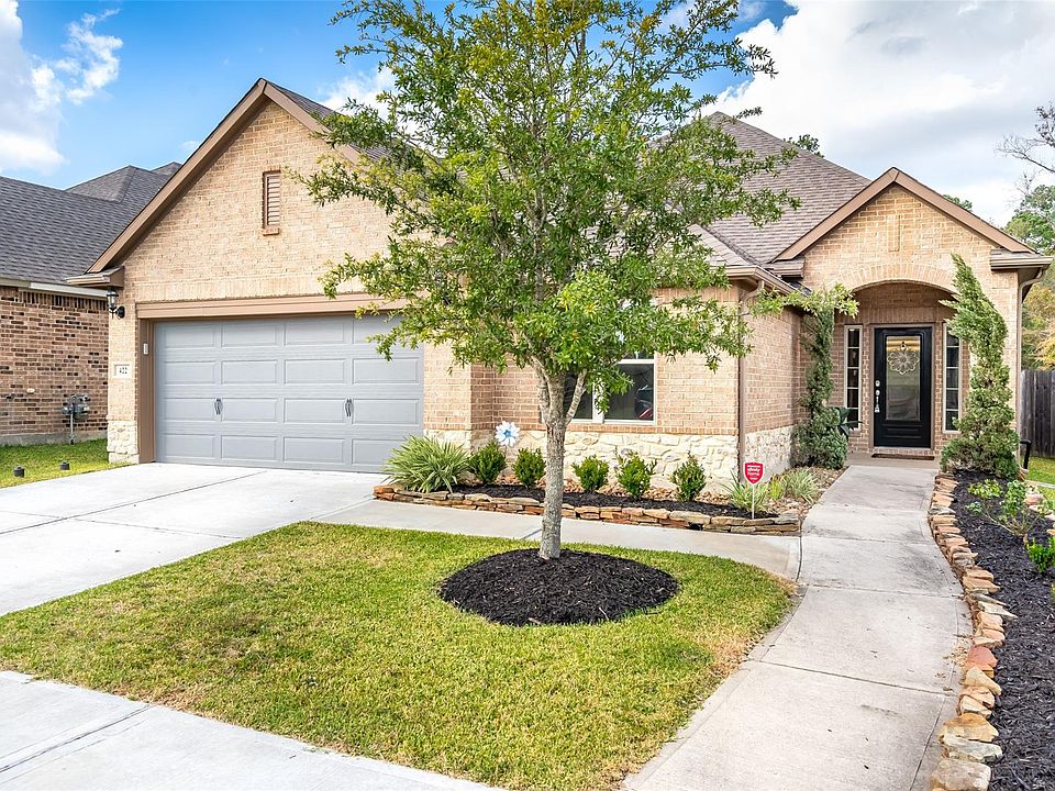 1st image of 422 Bayberry Landing Way