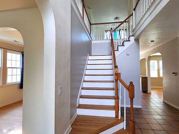 5th image of 1828 Somersby Ln