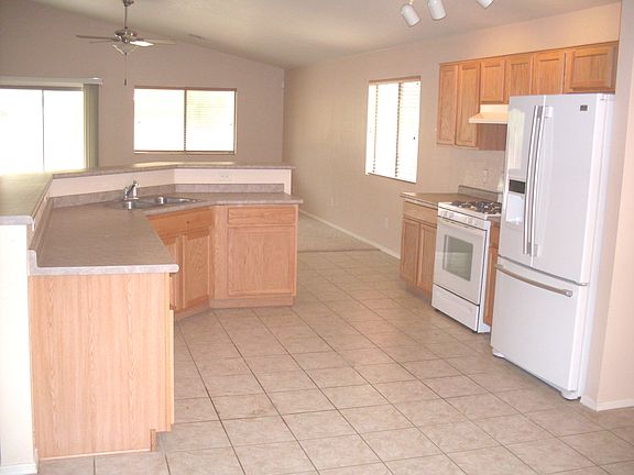 3rd image of 3602 W Lantana Hills Pl