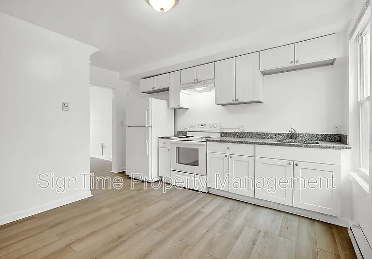 115 W Church St — Photo 8