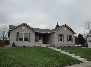 130 N Madison Rd, London, OH 43140