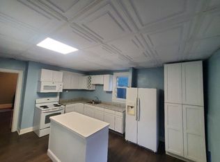 548 Railroad St, Turtle Creek, PA 15145