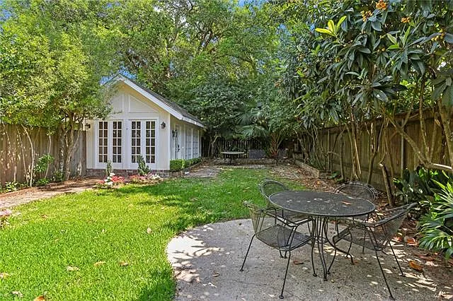 1453 Webster St — Photo 24