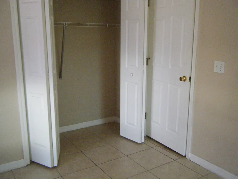 BR2 closet