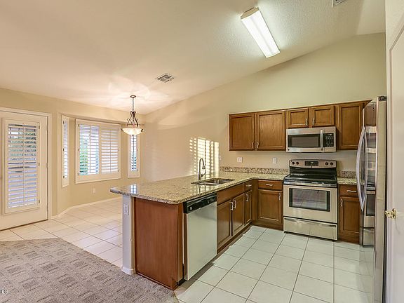 5th image of 1484 E Las Colinas Dr