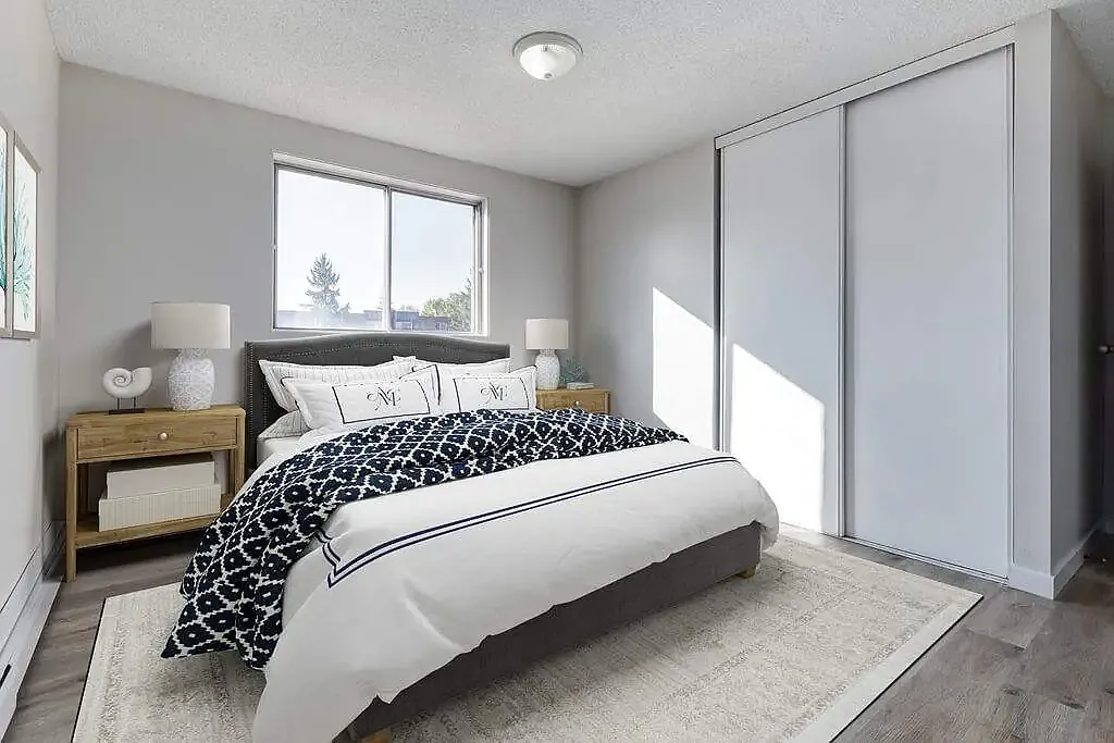 Borden Place Apartments — Photo 4