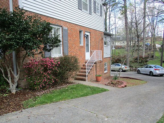 3rd image of 1226 Kensington Dr