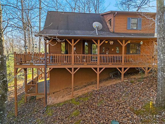 3rd image of 255 Birchwood Circle