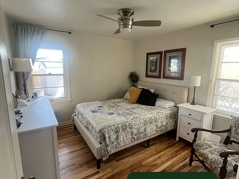 1233 E La Salle St — Photo 11