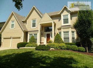 13119 Larsen St, Overland Park, KS 66213