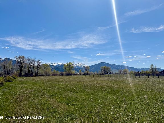2nd image of Bittercreek Rd