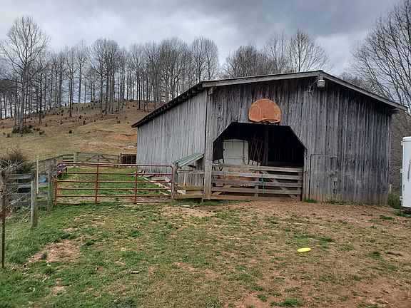 4th image of Mineral Hill Ln