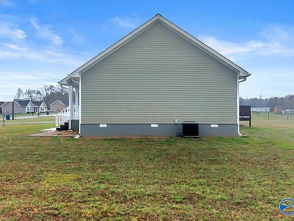 3rd image of 125 County Road 1033