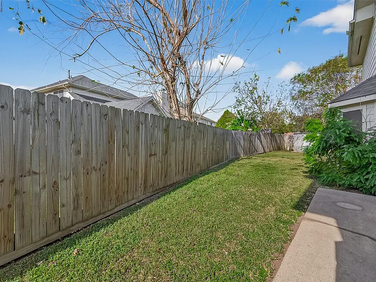 16315 April Ridge Dr — Photo 48