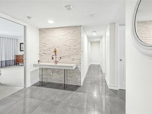3rd image of 2381 Gulf Shore BLVD N #503