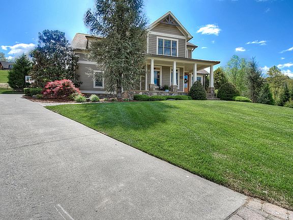 5th image of 2477 Crescent Lake Pl