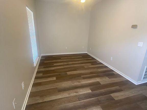 3rd image of 1257 Louisville St #67