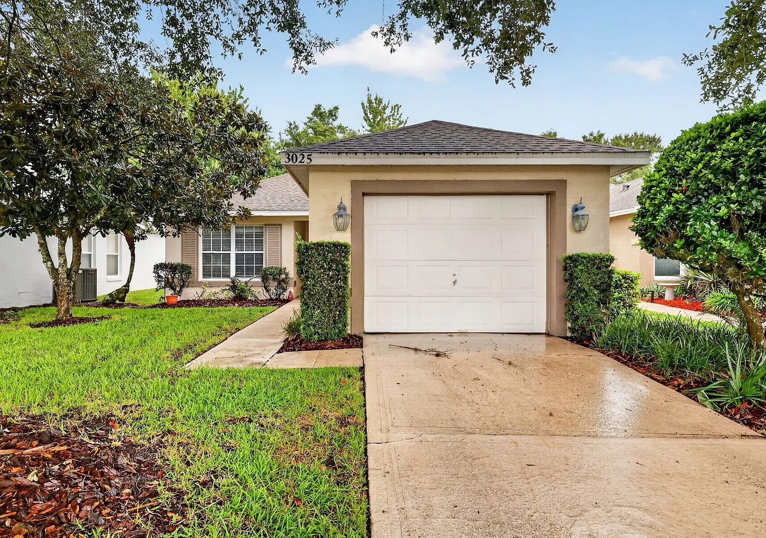 Charming 2BR Home in the Country Club of Mount Dora — Photo 1