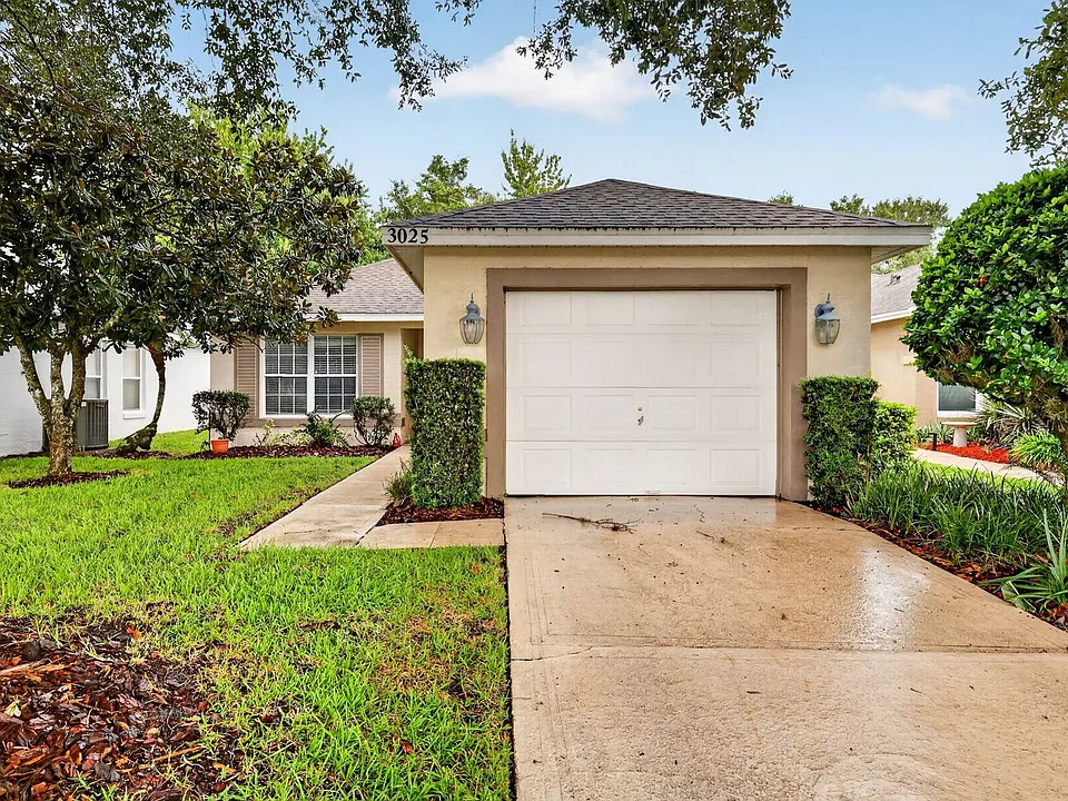 3025 Andover Ct
