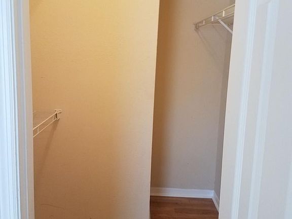Bedroom1 Closet