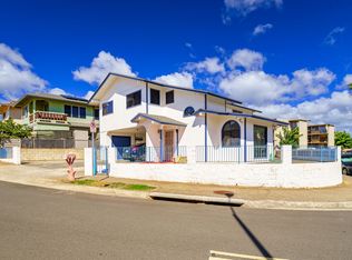1135 Aikoo Pl #B, Pearl City, HI 96782