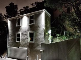 8494 Grand View Dr, Los Angeles, CA 90046