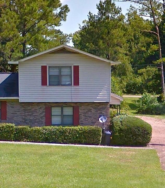 Right side of a duplex, 2 story.