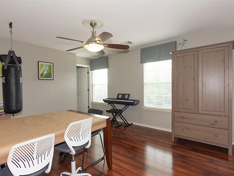 11004 Quarry Oaks Trl — Photo 27