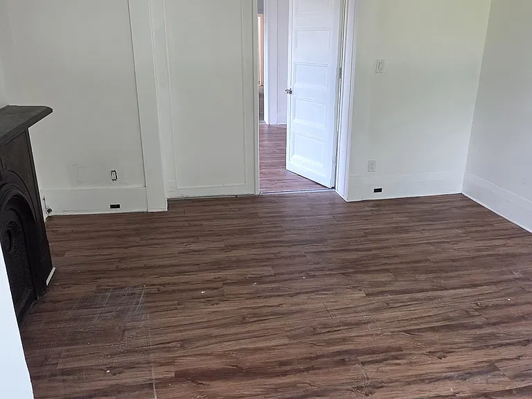 572 River St #2 — Photo 8