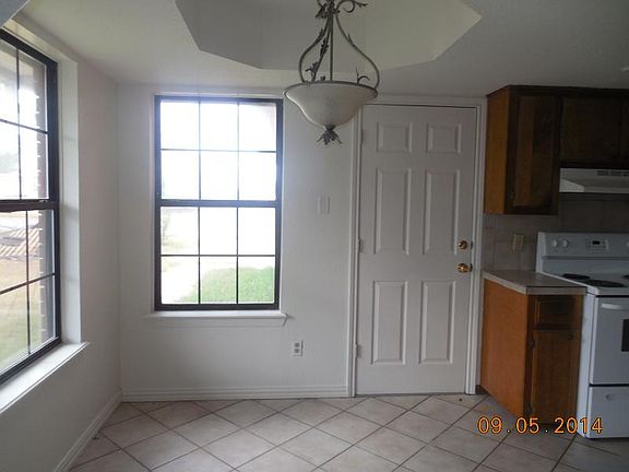 5th image of 4204 Shawn Dr