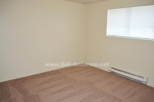 4th image of 428 23rd St SE APT B