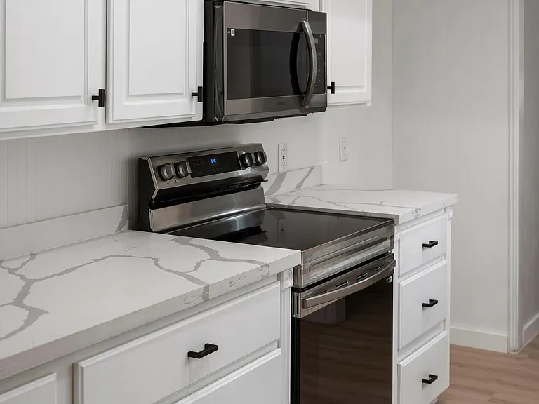 3902 Marywood Dr — Photo 19