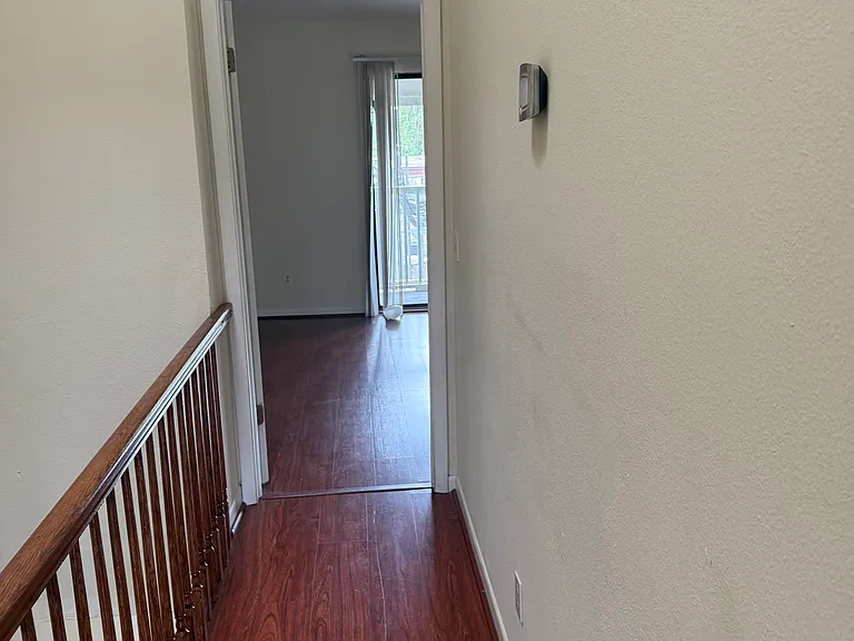 1910 W Sligh Ave #E106 — Photo 8