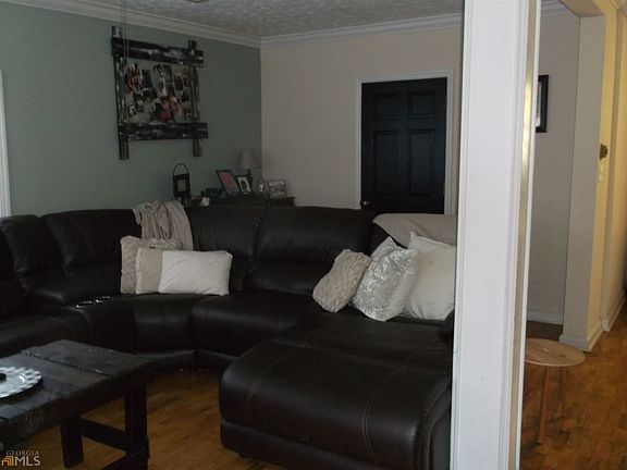 5th image of 15 Willow Dr