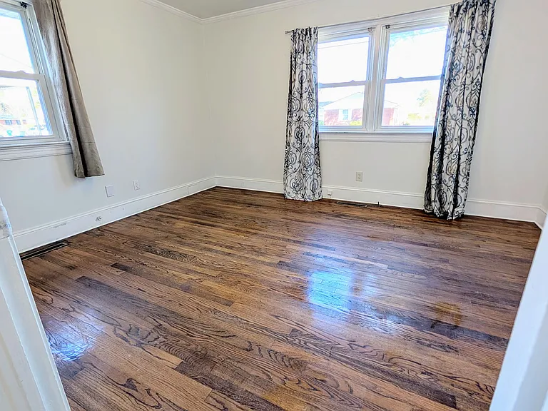 2614 Tryon Dr — Photo 10