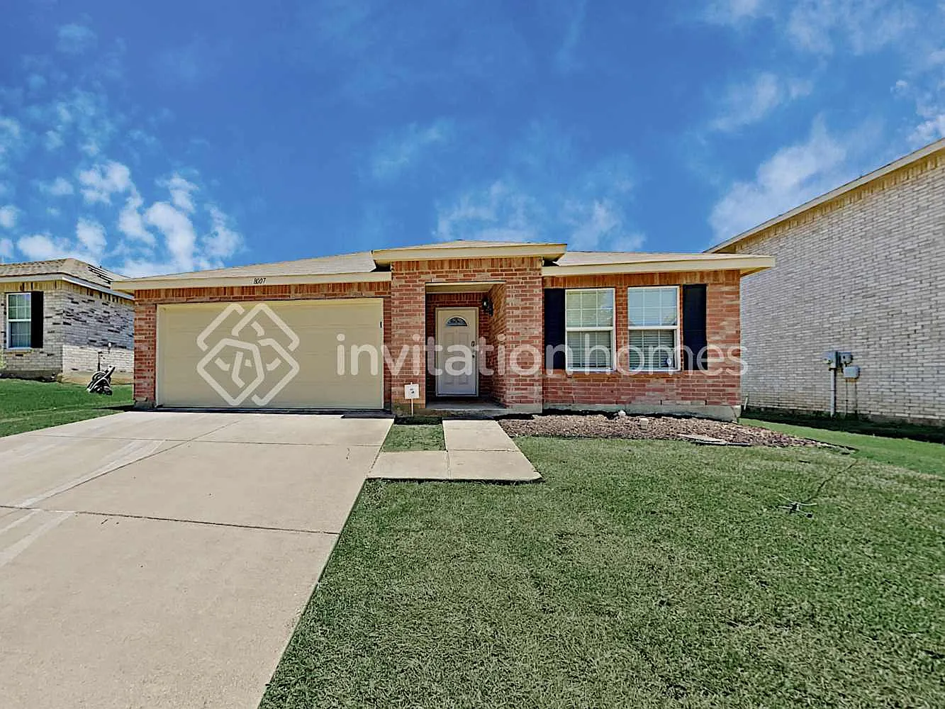 8007 Stowe Springs Ln Arlington, TX 76002 — Photo 1