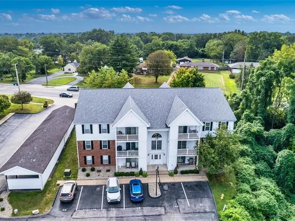3605 Tracey Rich Rd APT 2A, Saint Louis, MO 63125