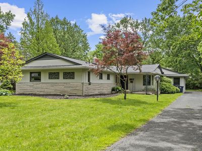 2249 E Broad St, Columbus, OH, 43209