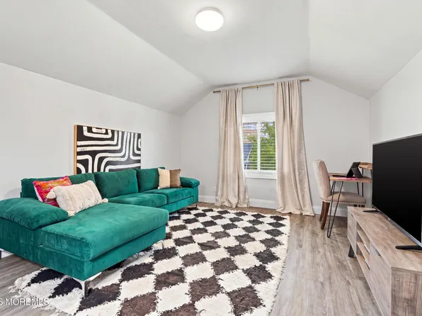 316 6th Ave APT 3F, Asbury Park, NJ 07712