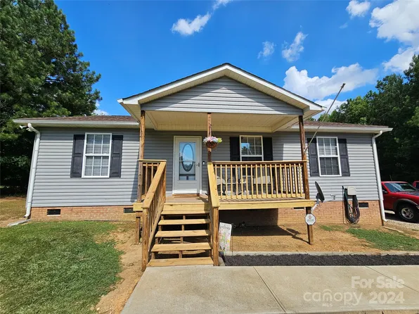 1099 Golden Maple Ln #28B, Chester, SC 29706