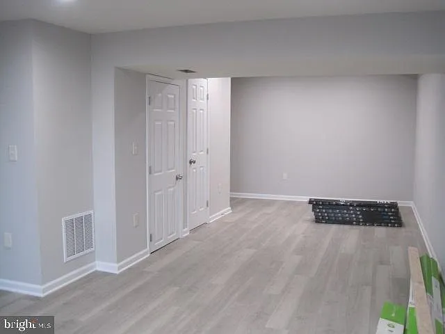 110 Villa Capri Cir — Photo 26